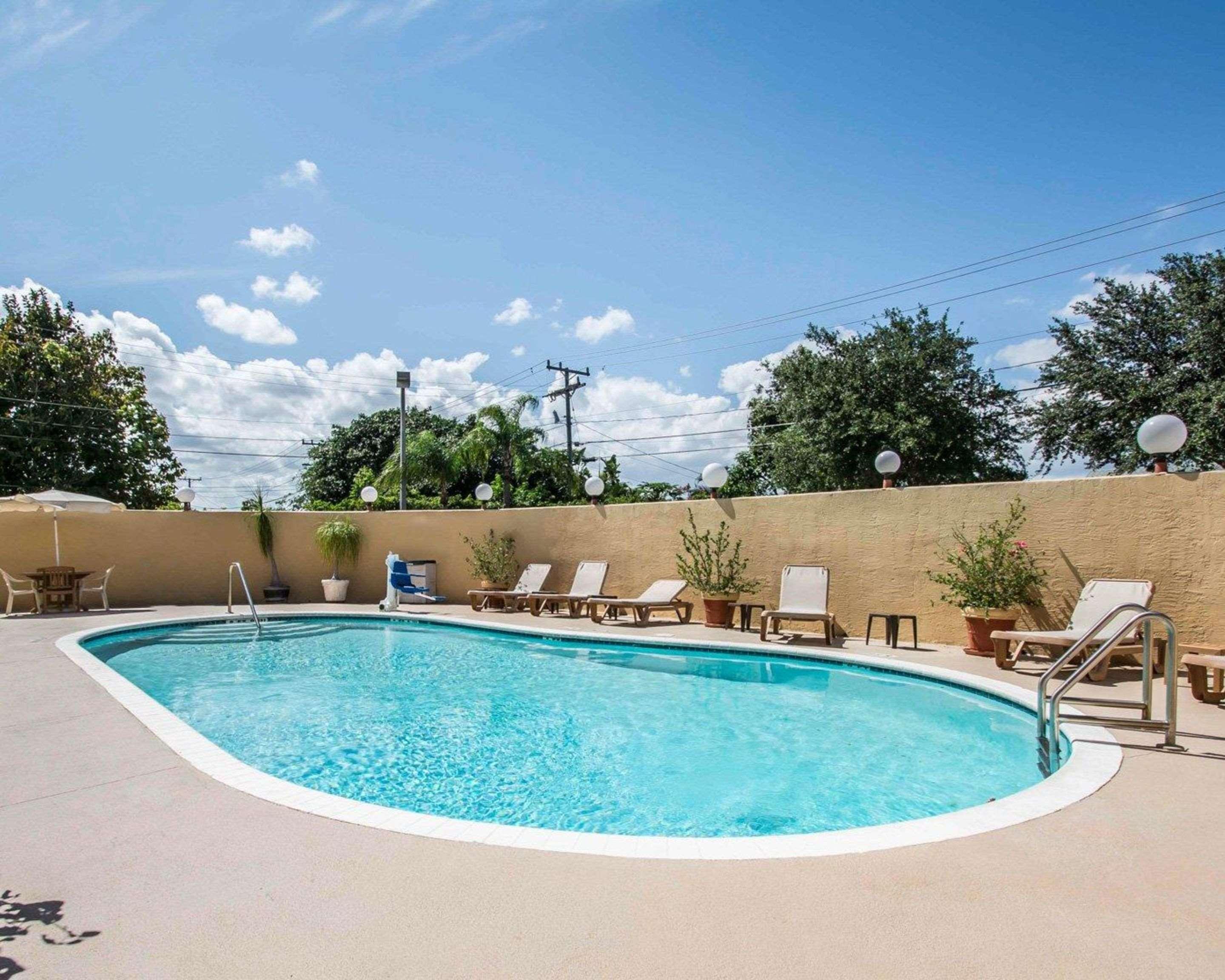 Comfort Inn & Suites Lantana - West Palm Beach South Exterior foto