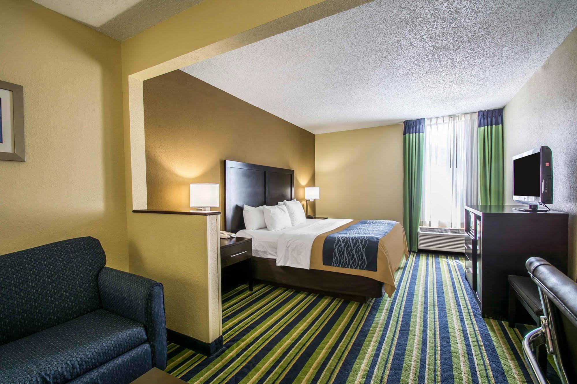 Comfort Inn & Suites Lantana - West Palm Beach South Exterior foto